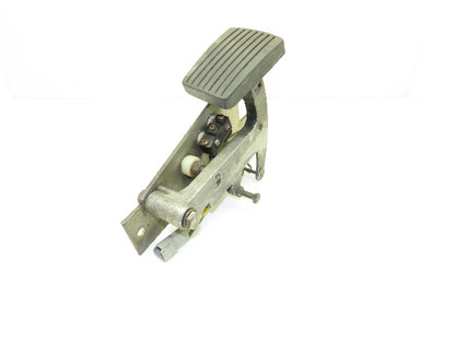 Hyster E50XM-33 Electric Forklift Accelerator Pedal Assembly With Potentiometer