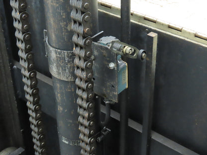 Crown 40WTL Straddle Pallet Stacker Forklift 4000 lb Lift 130" Max 24V 1351H