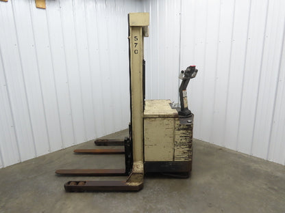 Crown 40WTL Straddle Pallet Stacker Forklift 4000 lb Lift 130" Max 24V 1351H