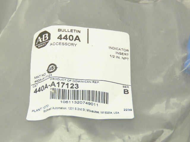 Allen Bradley 440A-A17123 Indicator, 1/2in NPT, Pilot Light-Red Lens Lot of 2