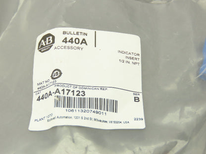 Allen Bradley 440A-A17123 Indicator, 1/2in NPT, Pilot Light-Red Lens Lot of 2