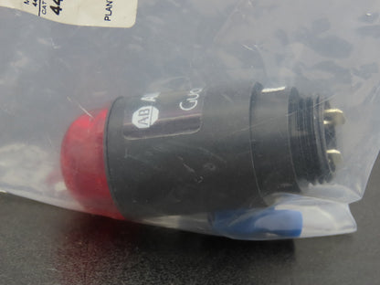 Allen Bradley 440A-A17123 Indicator, 1/2in NPT, Pilot Light-Red Lens Lot of 2