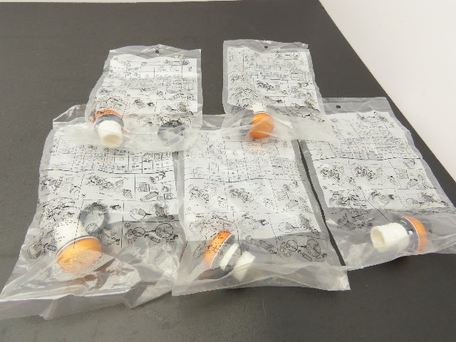 Allen Bradley 800FP-P0 Pilot Light/Amber Lens With Gasket Series A Lot of 5