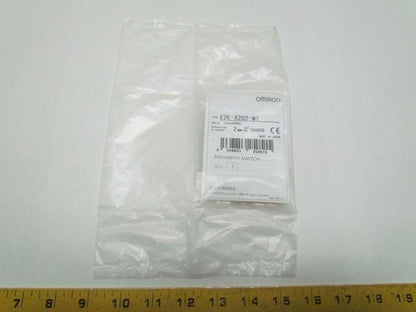 Omron EZE-X2D2-M1 Proximity Switch
