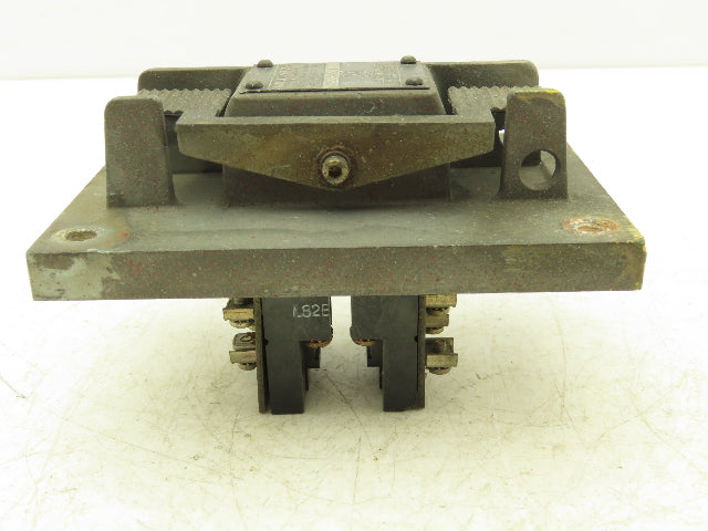 Allen Bradley X-385416 Start Stop Pushbutton Station 600V & 800H-Z31819 Contacts