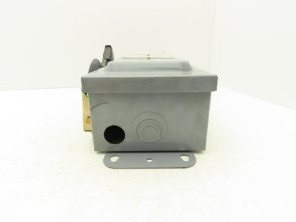 Square D H361A Safety Disconnect Switch Fusible 30A 600V 30HP  3 Pole Ser F06