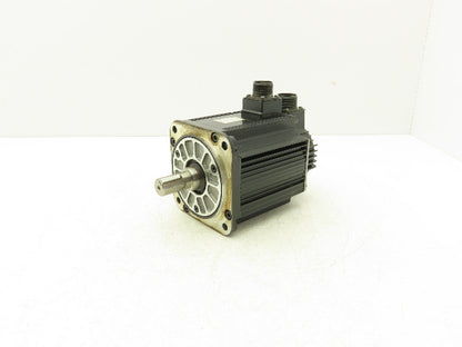 Yaskawa SGMG-13A2AB AC Servo Motor 1300W 1500 RPM 200V UTOPH-81AWF
