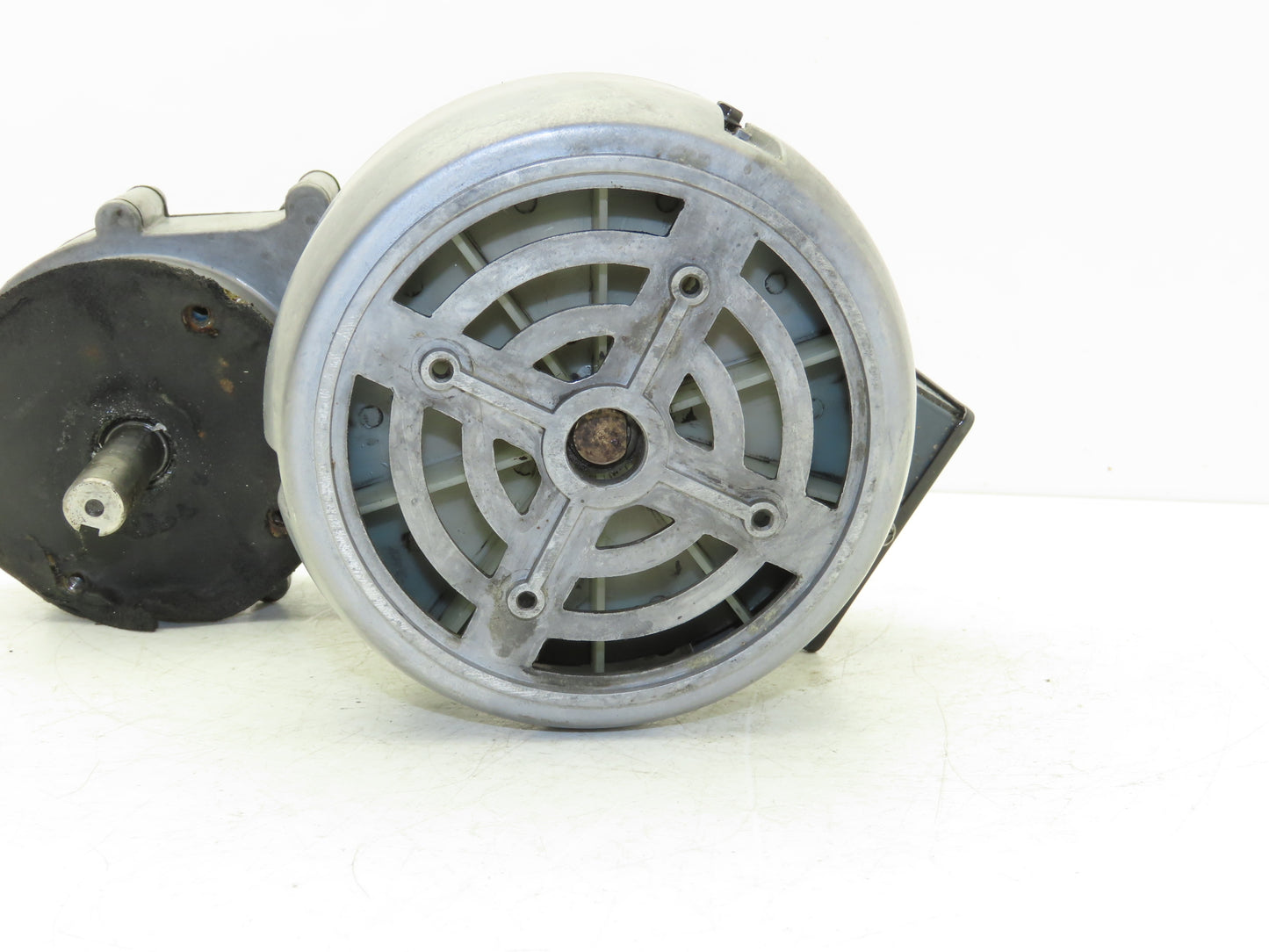 Bison 016-500-9116 Offset Parallel Gearmotor 1/4Hp 230VAC 114:1 Ratio 14.3 RPM