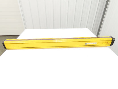 STI MG46SR-30-1215-R-A1-FD2 Light Curtain Receiver Mega Safe 1215mm Length