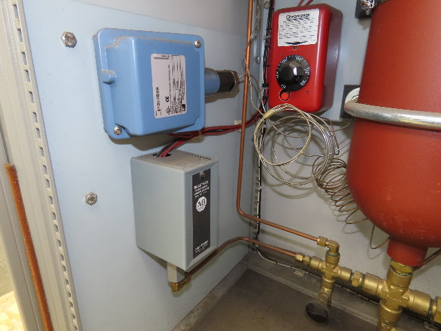 Serv-I-Quip Refrigerant Accumulator Filler Recovery Temp Regulator