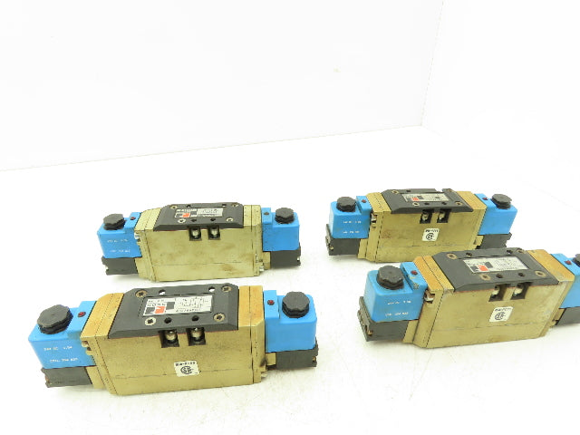 Ross W6576A2407 Pneumatic Double Solenoid Valve 24VDC 5/2-way  Lot of 4