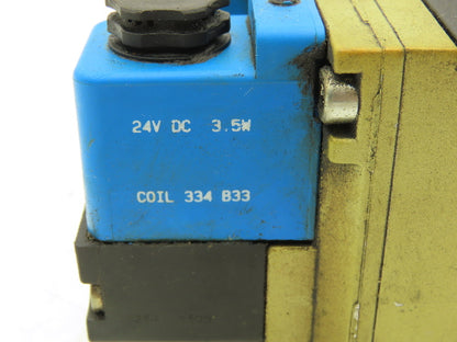 Ross W6577A2401 Pneumatic Double Solenoid Valve 24VDC 5/3-way  Lot of 2