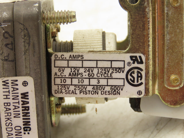 Barksdale E1S-H15-P4 Adjustable Pressure Switch 0.5-15PSI 10A 125/250V 1/8" NPT