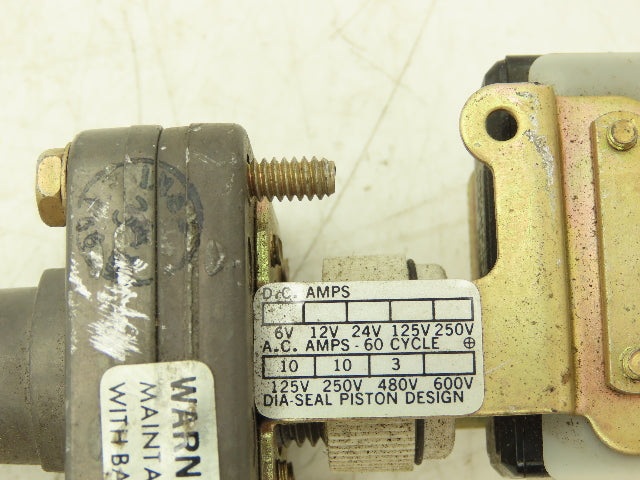 Barksdale E1S-H15-P4-E1 Adjustable Pressure Switch 0.5-15PSI 125/250V 1/8" NPT