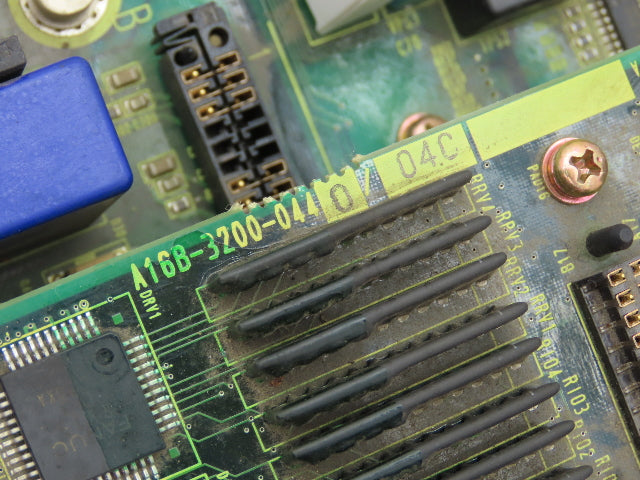 Fanuc A06B-6105-H002 AC Servo Drive Amplifier Board