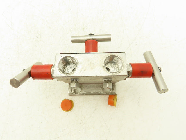 Hoke 8122F8Y Trifold Manifold Needle Valve T Handle 1/2" NPT W/Bleed & Purge