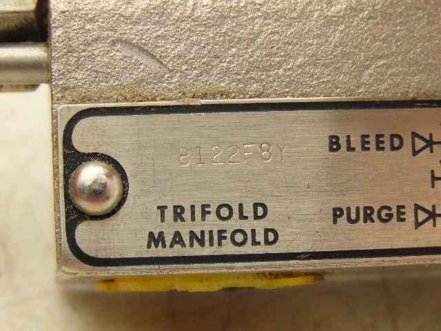 Hoke 8122F8Y Trifold Manifold Needle Valve T Handle 1/2" NPT W/Bleed & Purge