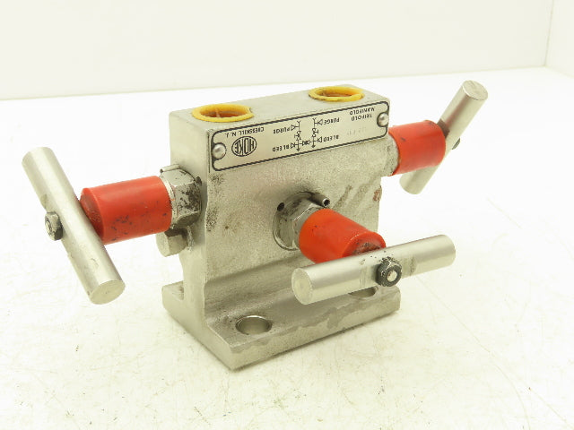 Hoke 8122F8Y Trifold Manifold Needle Valve T Handle 1/2" NPT W/Bleed & Purge