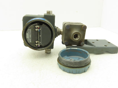 Foxboro 821GM-IS1NM2 Pressure Transmitter 1/2"NPT 12.5-65VDC 150PSI W/Bracket