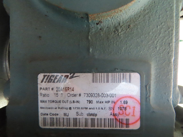 Dematic 42"x 28' Flat to Incline Belt Conveyor RH Center Drive 460V 95fpm 117"H