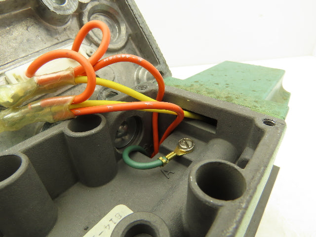 Numatics 34SAD415K013A Solenoid Valve w/ Manifold Block 120V 150 PSI 1/2" NPT