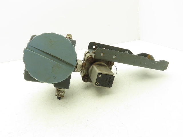 Foxboro 821GM-IS1NL2 Pressure Transmitter 1/2"NPT 12.5-65VDC 50PSI W/Bracket