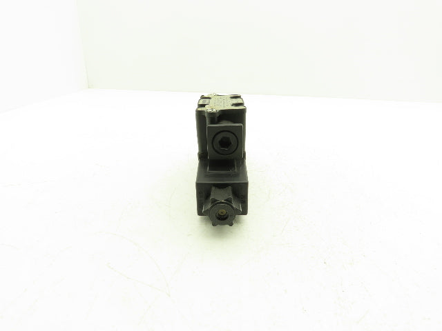 Parker D1VW1CY Hydraulic Solenoid Valve 4-Way 3-Pos 120VAC 5000 PSI Series D1VW