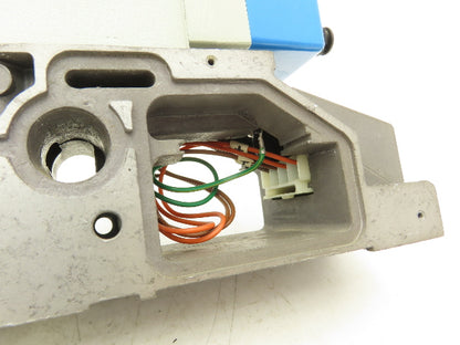 Numatics 124BB515MP00061 Solenoid Pilot Valve With Manifold 24VDC 4 Watt Coils