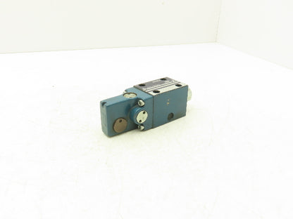 Bosch 081WV06P1V7004GD0 Manual Directional Valve 3-Pos Maintained *No Lever*