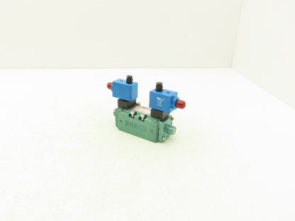 Numatics I22BB500R061D61 Pneumatic Dual Solenoid Valve 145PSI 24VDC 5/3-Way
