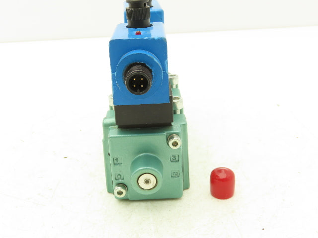 Numatics I22BB500R061D61 Pneumatic Dual Solenoid Valve 145PSI 24VDC 5/3-Way