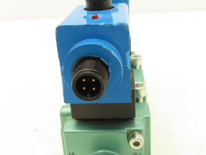 Numatics I22BB500R061D61 Pneumatic Dual Solenoid Valve 145PSI 24VDC 5/3-Way
