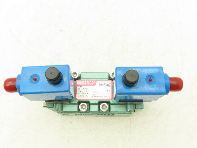 Numatics I22BB500R061D61 Pneumatic Dual Solenoid Valve 145PSI 24VDC 5/3-Way