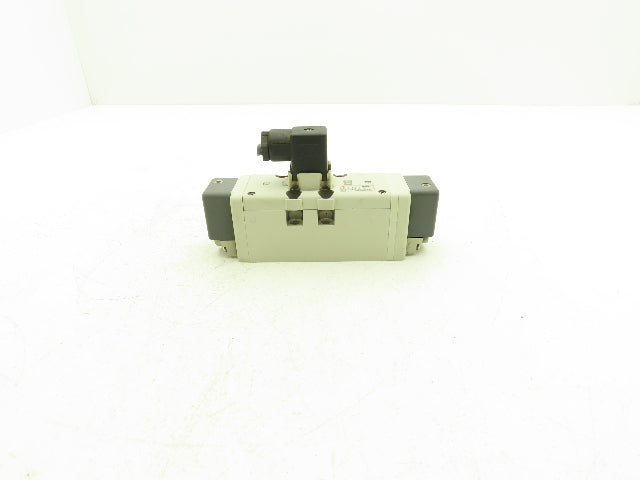 SMC VQ7-8-FJG-D-3Z Pneumatic Air Solenoid Valve 145PSI 24VDC