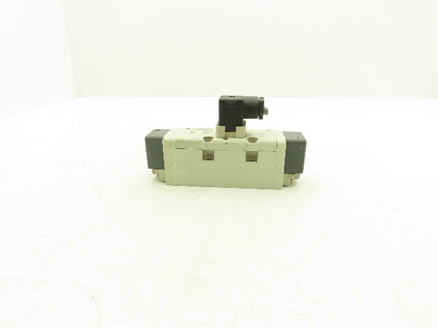 SMC VQ7-8-FJG-D-3Z Pneumatic Air Solenoid Valve 145PSI 24VDC