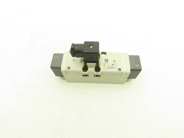 SMC VQ7-8-FJG-D-3Z Pneumatic Air Solenoid Valve 145PSI 24VDC