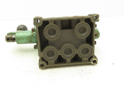 Numatics 33HLS5410 Directional Manual Lever Valve 3-Pos Spring Return 3/8"NPT