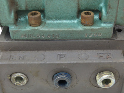 Numatics 34HLD4410 Directional Manual Lever Valve 2-Position 5-Port 1/4"Manifold