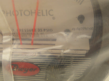 Dwyer 13-167392-00 Photohelic Pressure Switch/Guage 0-25 H2O /120V 10A 50/60HZ