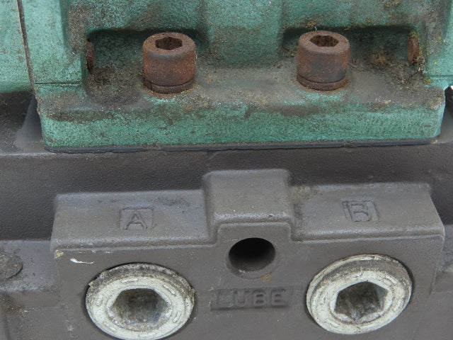 Numatics 32HLD4430 Directional Manual Lever Valve 2-Position 5-Port 1/2"NPT