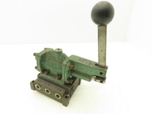 Numatics 32HLD4430 Directional Manual Lever Valve 2-Position 5-Port 1/2"NPT