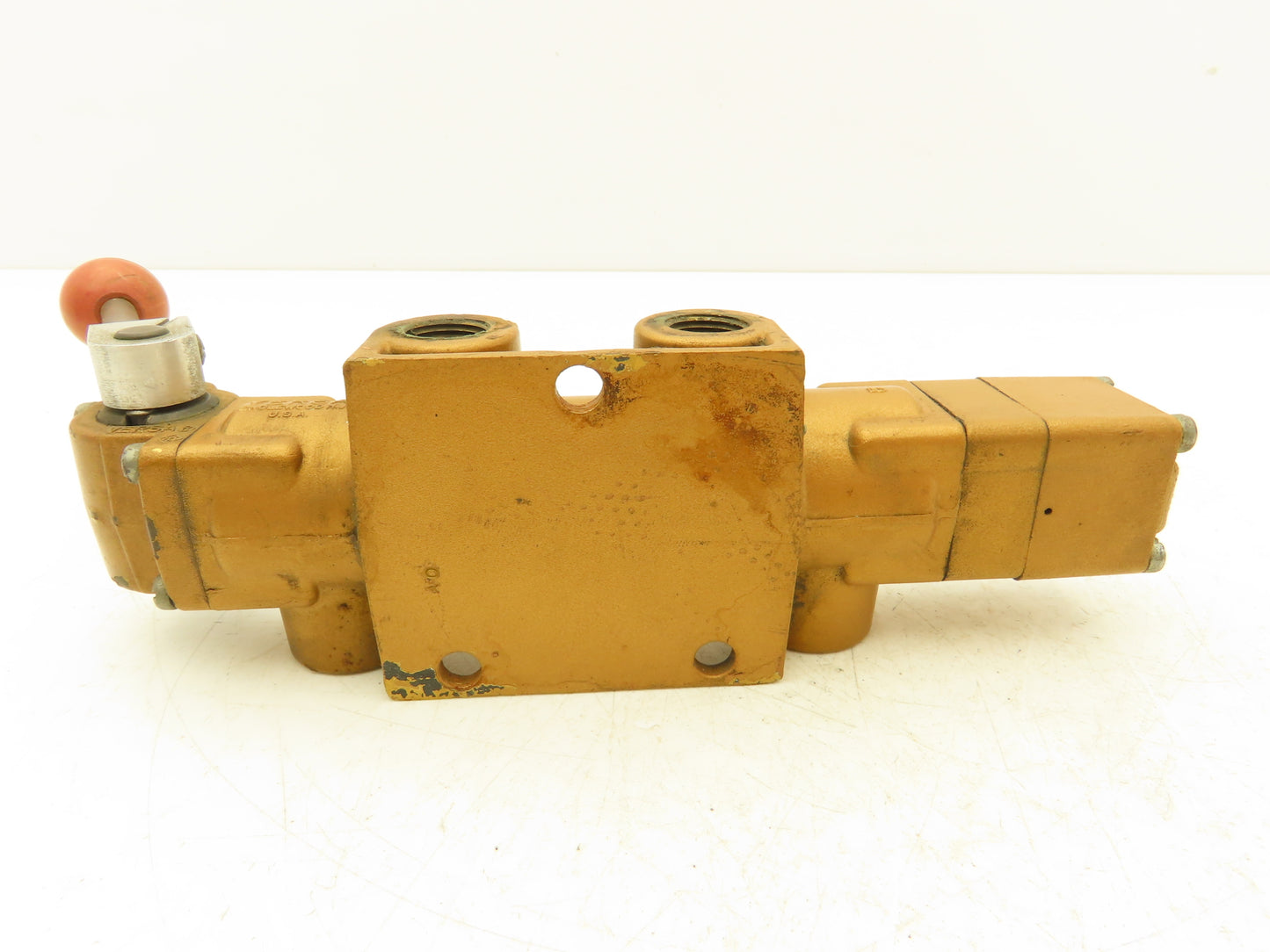 Versa VBH-5407 Directional Manual Lever Valve 3-Pos Spring Return 5-Port 3/8"NPT