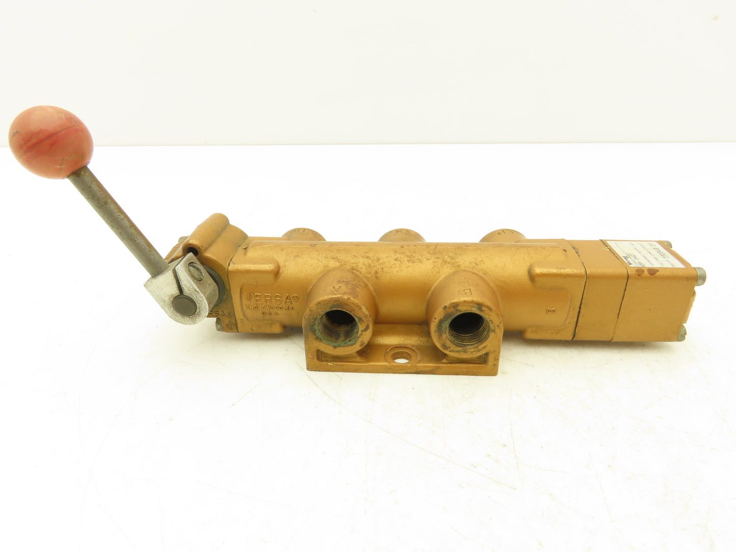 Versa VBH-5407 Directional Manual Lever Valve 3-Pos Spring Return 5-Port 3/8"NPT
