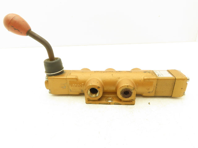 Versa VAL-4403-111 Directional Manual Lever Valve 3-Position 5-Port 3/8"NPT