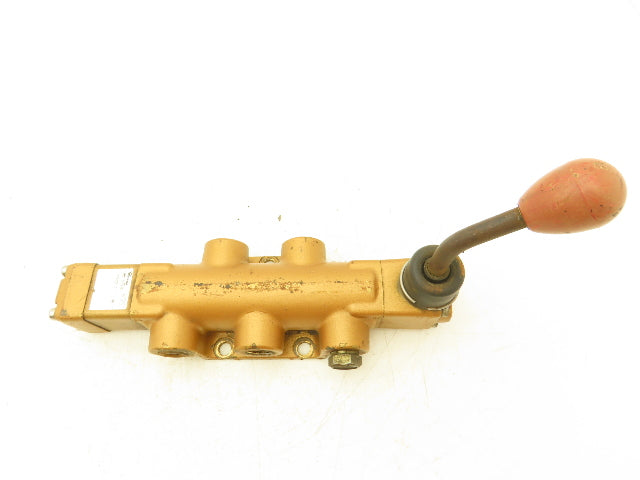 Versa VAL-4403-111 Directional Manual Lever Valve 3-Position 5-Port 3/8"NPT