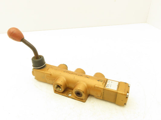 Versa VAL-4403-111 Directional Manual Lever Valve 3-Position 5-Port 3/8"NPT