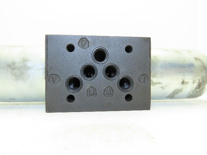 Parker D3W2CNJC4 Hydraulic Directional Control Solenoid Valve 3-Pos 24VDC D05