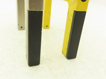 Banner SLM80P6Q Fork Slot Proximity Sensor Fixed-Distance 80mm Width  Lot of 2