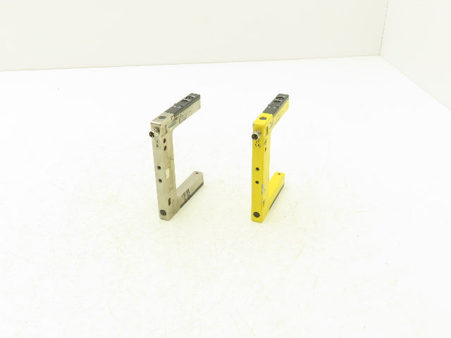 Banner SLM80P6Q Fork Slot Proximity Sensor Fixed-Distance 80mm Width  Lot of 2