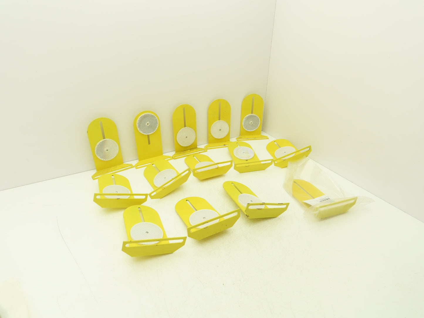 Allen Bradley 60-2718  2x8" Conveyor Sensor Reflector Bracket Yellow  Lot of 14